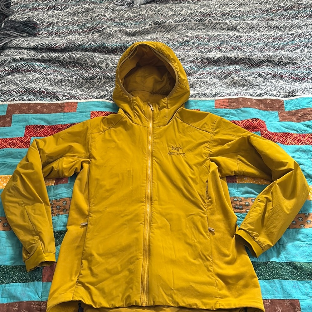 Arc’teryx Atom LT Hoody Women’s Large